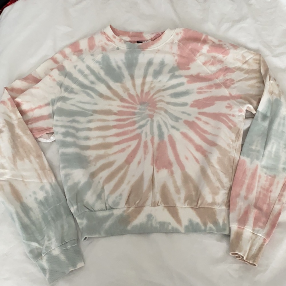 Long sleeve, tie dye sweatshirt